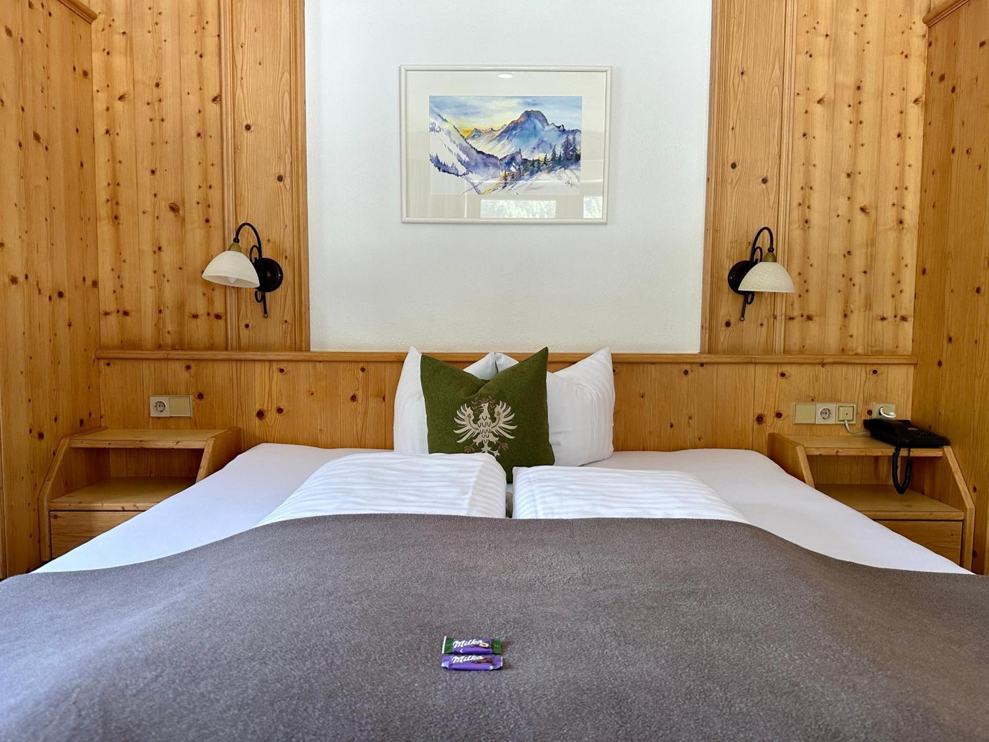 Hotel Zirbenhof ザンクト・レオンハルト・イム・ピッツタール エクステリア 写真